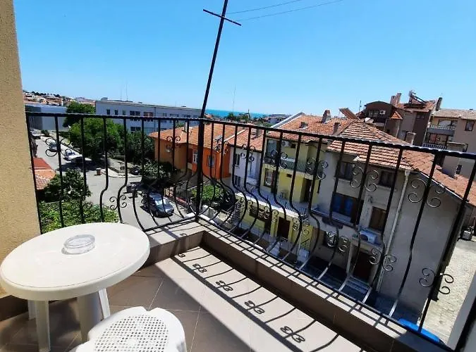 вероника Vendégház Szozopol